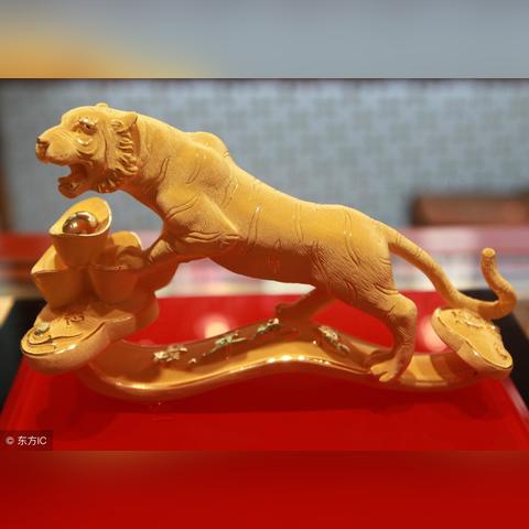 伤官格伤官大运(伤官格伤官大运正官流年女命)