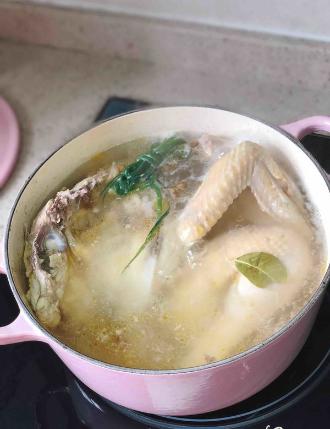 吃什么美食比较干净（外面吃快餐干净吗）