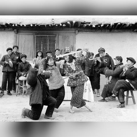 青海省距离河南省多远？