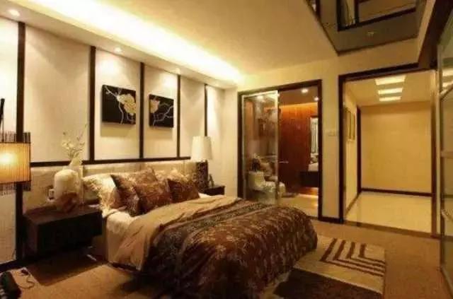 梦境解析，为何梦到上班地方很脏还有虫子？