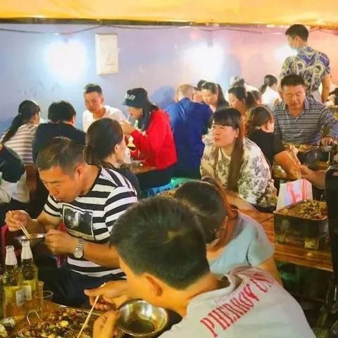 南宁西关夜市地铁在几号线？