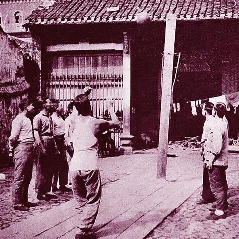 关于在上海居住人数是多少万相关关键词有哪些