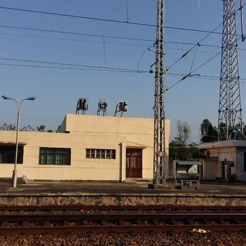 大明湖离济南站近相关长尾关键词有哪些