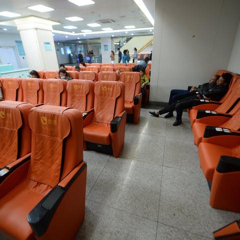 济南市哪里有卖按摩椅的