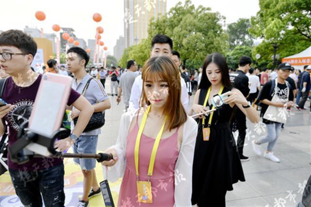 一天直播4小時需要多少流量_一個月50g流量夠嗎 運(yùn)營百科