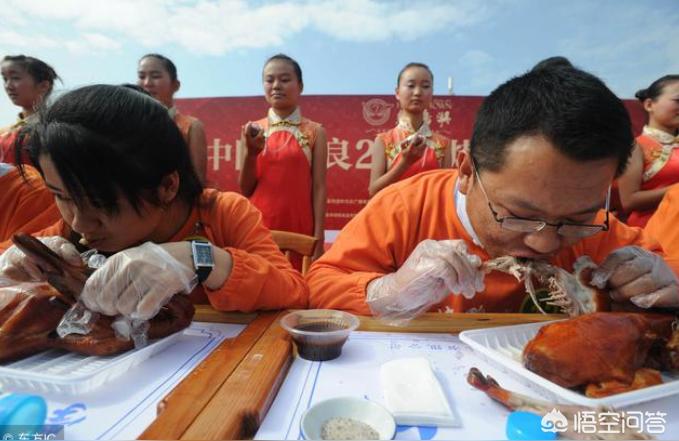 宜良美食有什么（街边18元一只的烤鸭到底能不能吃）