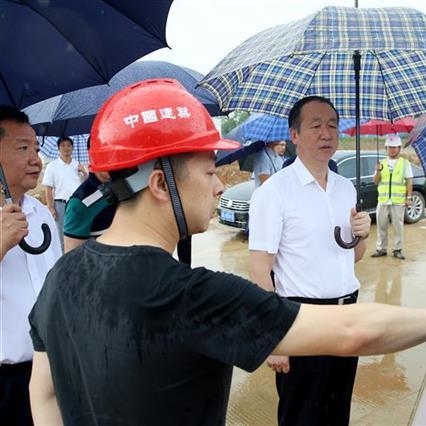 武汉市公安局长配什么警