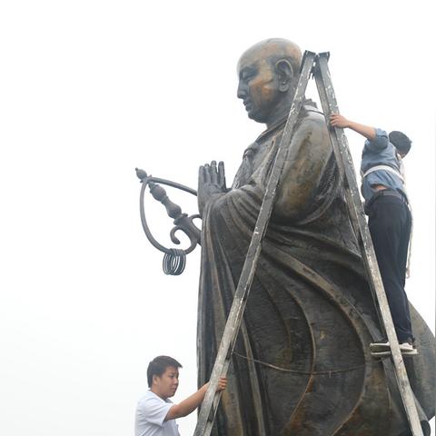 西安市全年气温湿度？