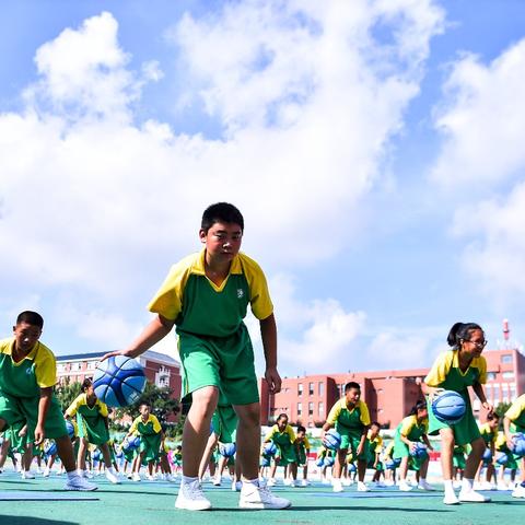 大连市76中学长什么样