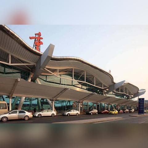 重庆机场到哪个客运站近