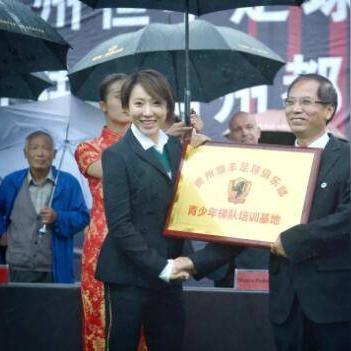 足球俱乐部怎么选拔人才