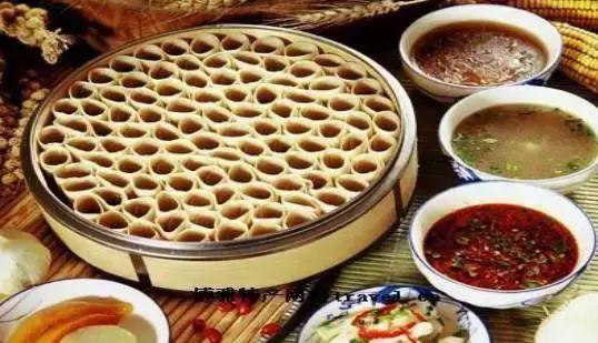 什么美食治愈心情（餐厅文案短句干净治愈）