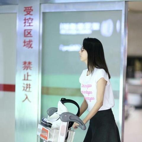 去湖南旅游穿什么鞋合适？