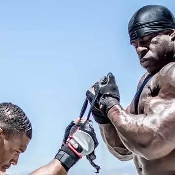 “命运真能靠算出来改变吗？”