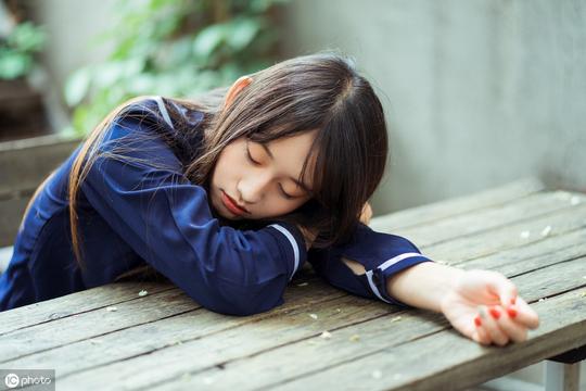 故事：当言情遇上惊悚