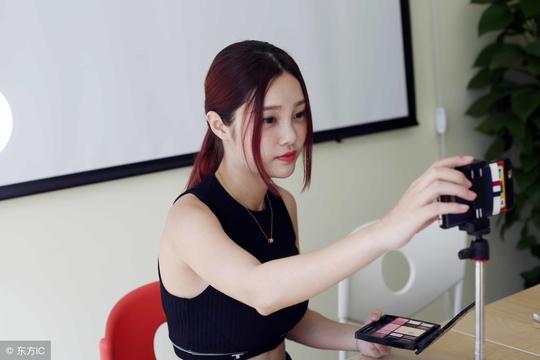 拍抖音短视频赚钱的小套路，为你的流量进行变现