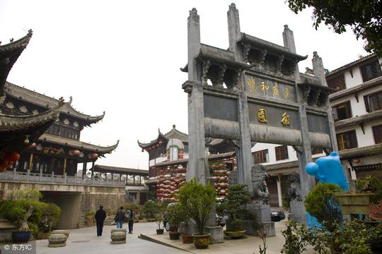 黄山“徽州古城”——感受浓厚炽烈的徽州气息