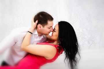 婚外情犯法吗？