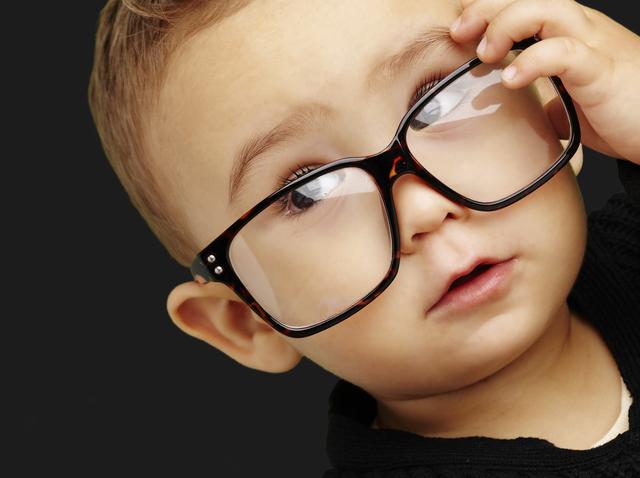 近视的孩子为什么要定期检查视力