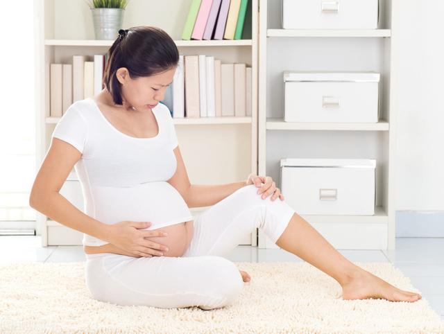 孕期抽筋的原因及如何防治