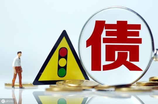 一味压低房价，真的能解决实体经济的问题吗？