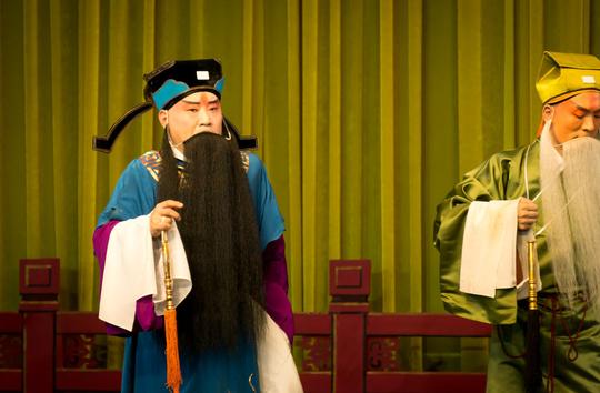这只拯救国粹的独角兽---麒麟剧社与郭德纲先生