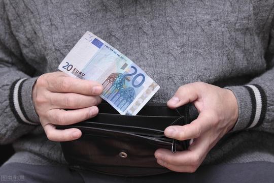 年底了，突然发现周围人都很缺钱，是不是可以不用努力了？