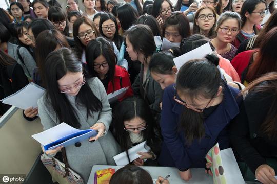 2019年女性学什么技术有发展前景