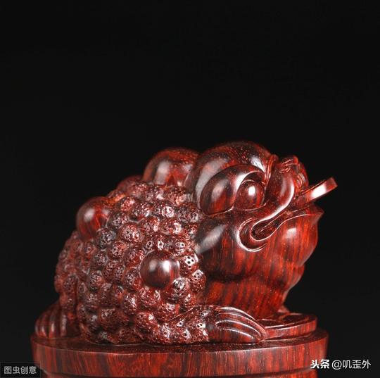 “财神”“关公”“金蟾”，成本几十却卖几百，一个冷门赚钱产品