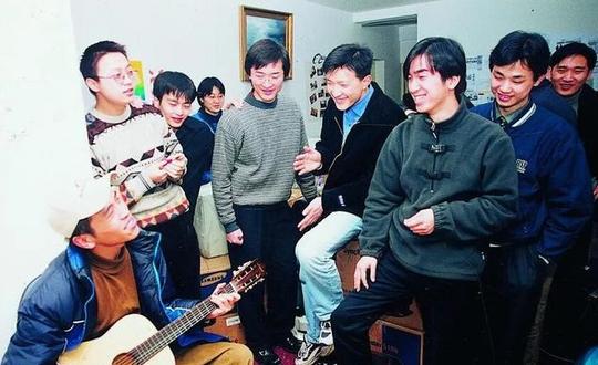 马云早年创业的老照片：记录阿里团队的“青葱”时光