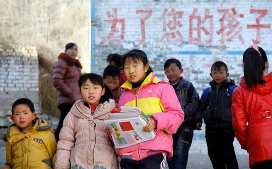 教师工资高吗？教师职业成备胎，整体素质有可能被拉低