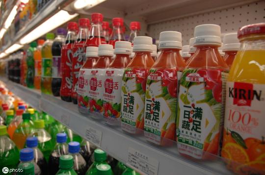 王香丽：为方便好喝养生喝果汁？看“果汁骗局”是怎样让你变胖的