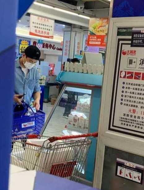 高云翔很缺钱？卖闲置物品谢绝还价，收货后网友却直呼赚大了