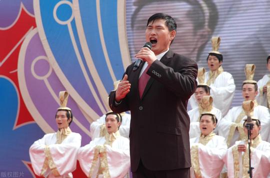 创业团队从“大衣哥”人设危机中能学到点什么？