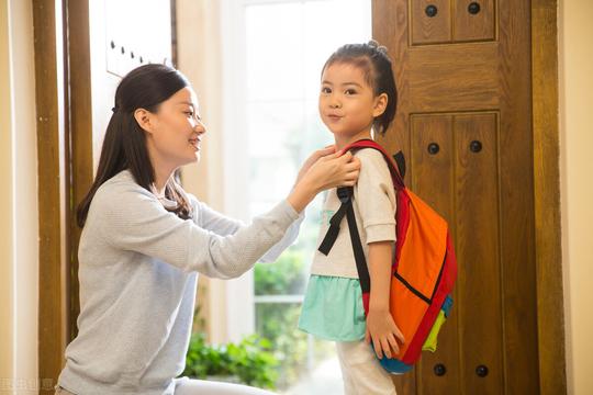 丈夫辞职创业入不敷出，让宝妈出去工作挣钱，宝妈：孩子谁带？