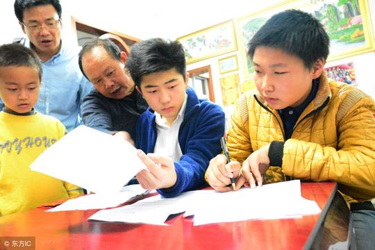 父母应该这样，才能让孩子明白读书求知的重要性和必要性