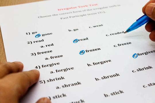 重磅！英国大学疫情下展开自救来挽回中国学生，要求免除英语成绩