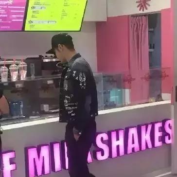 请问在杭州开店需要哪些手续，以及相关费用，谢谢？