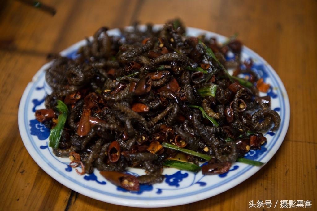苗族什么特色美食（土家族的饮食恩施土家族的饮食有哪些特点）
