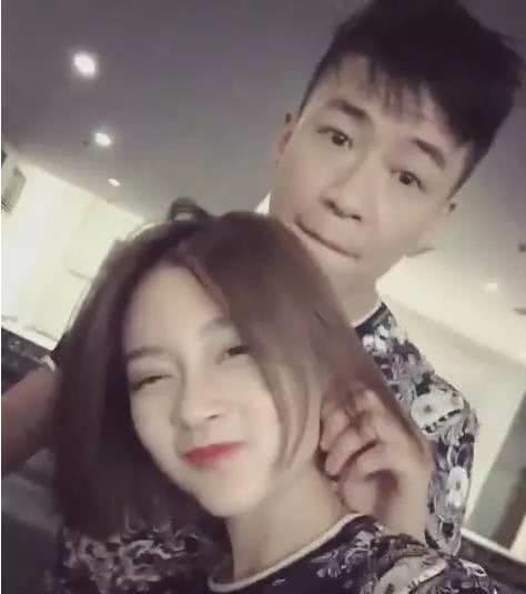 快手十点档主播谁挣得比较多吴迪娜美刘一手网友吃真饱
