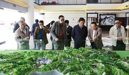 昆明理工大学副校长为理想创新创业模式点赞-