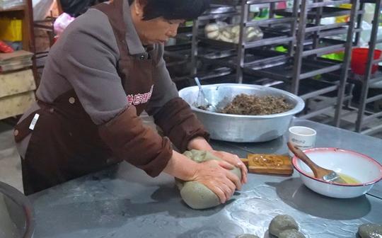 罕见的福建农村传统小吃，奶奶手工制作1天能卖2000个，便宜好吃