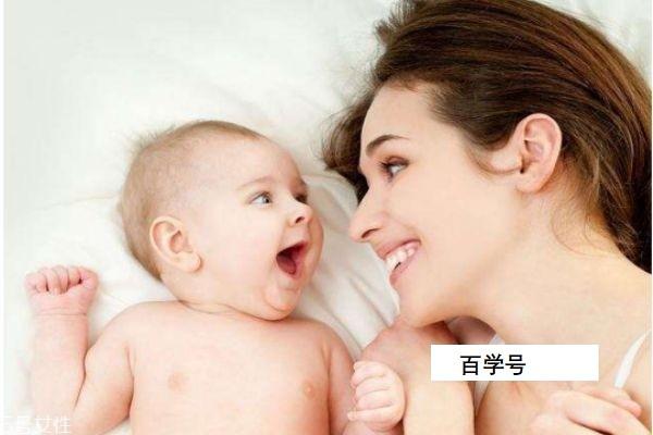宝宝放屁时哭闹是什么原因