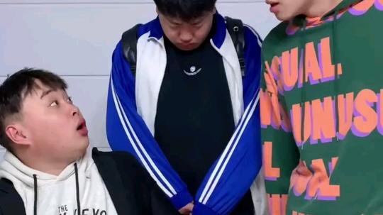 搞笑短视频
