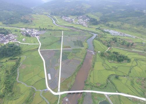龙里县2015年农业综合开发高标准农田建设项目顺利完成