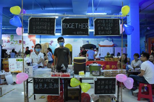 石排大学生创业一条街摆摊,第二日!
