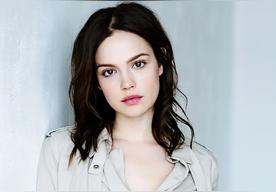 艾米利亚·舒勒 