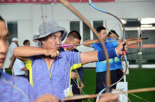 7月13日,内蒙古全区第九届少数民族传统体育运动会射箭项目在呼伦贝尔