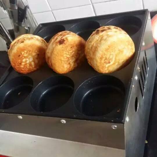 商用燃气鸡蛋汉堡机9九孔红豆饼蛋肉堡饼煎蛋堡机热