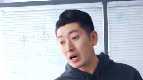 老王家儿子太有前途,一谈生意都是七百万!听完老王气的直冒火